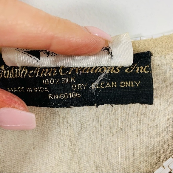 Vintage Lillie Rubin 100% silk beaded sequin top. - Picture 9 of 12